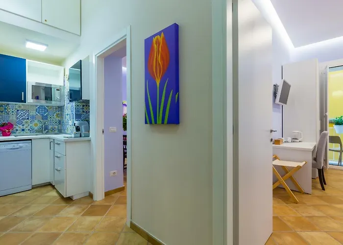 Fuoro 10 سورينتو